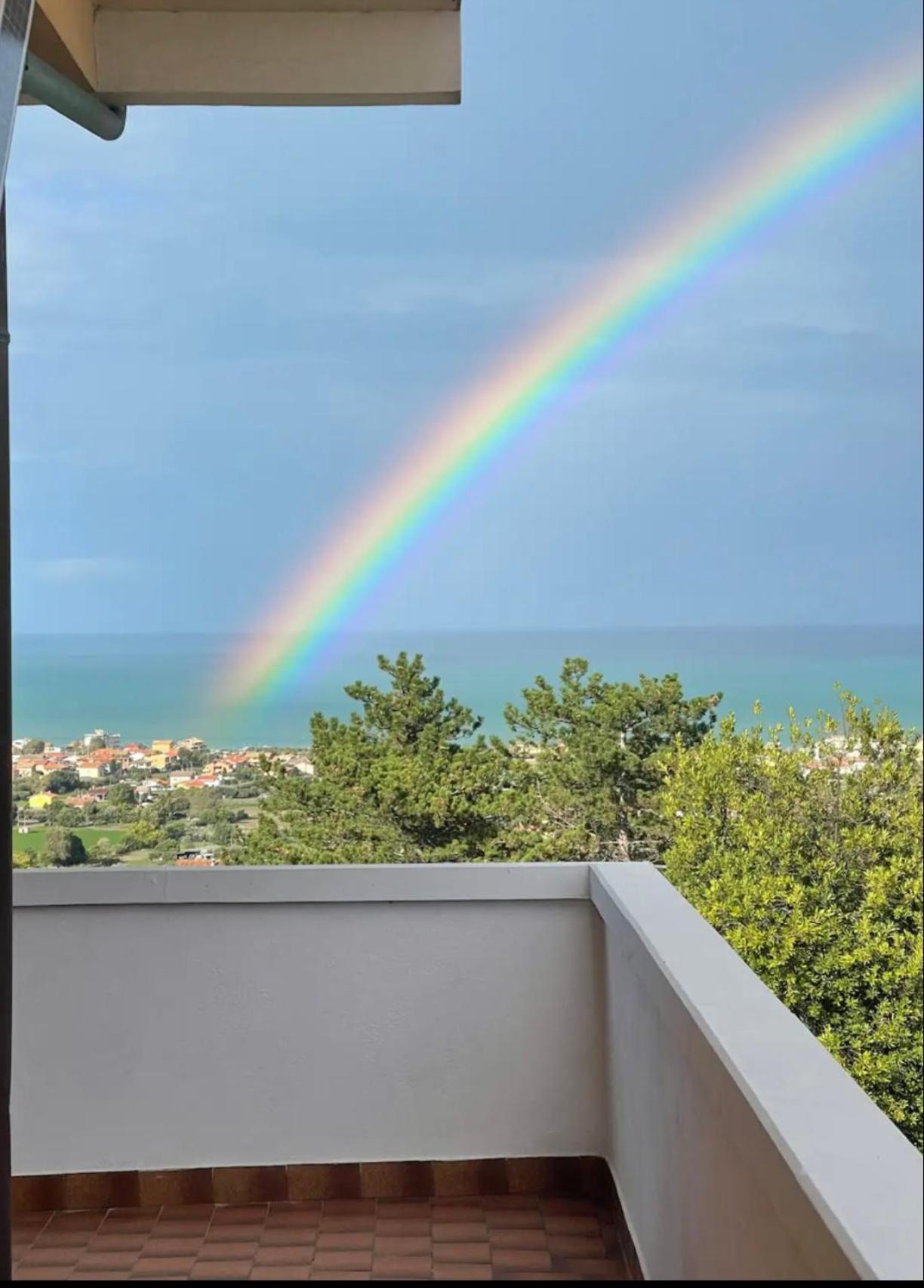 B&B Villa Alma San Costanzo Bagian luar foto